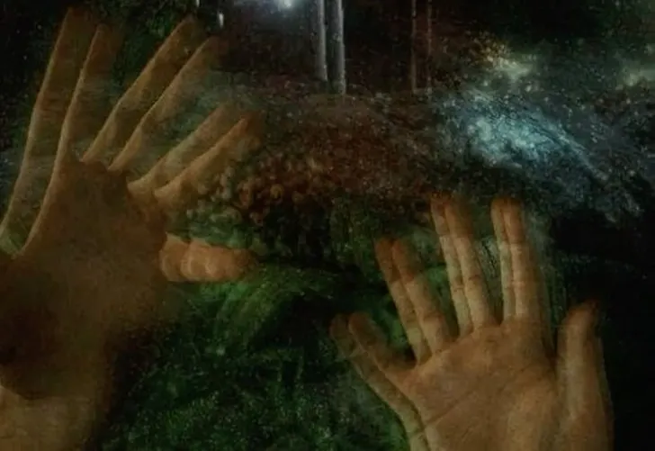 Example of detailed prompt requirements.